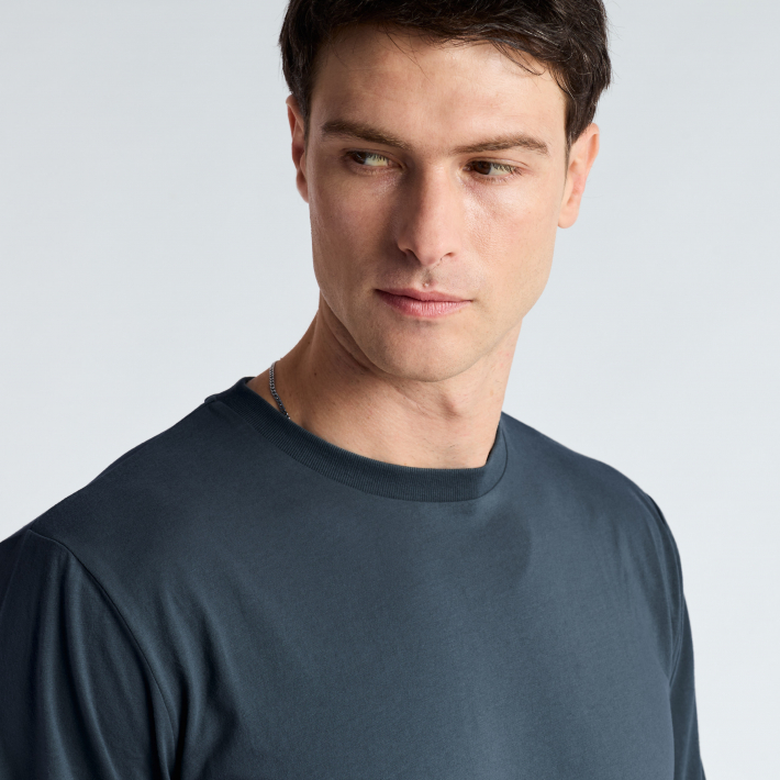 REMERA SHAPE