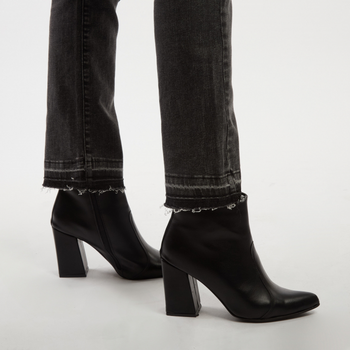 JEAN NEW LEDA III