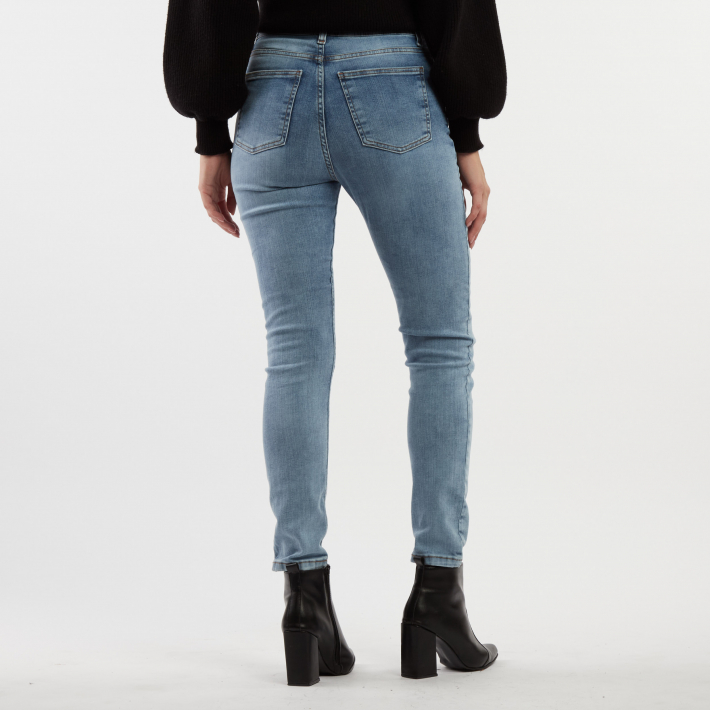 JEAN NEW CHARLIZE